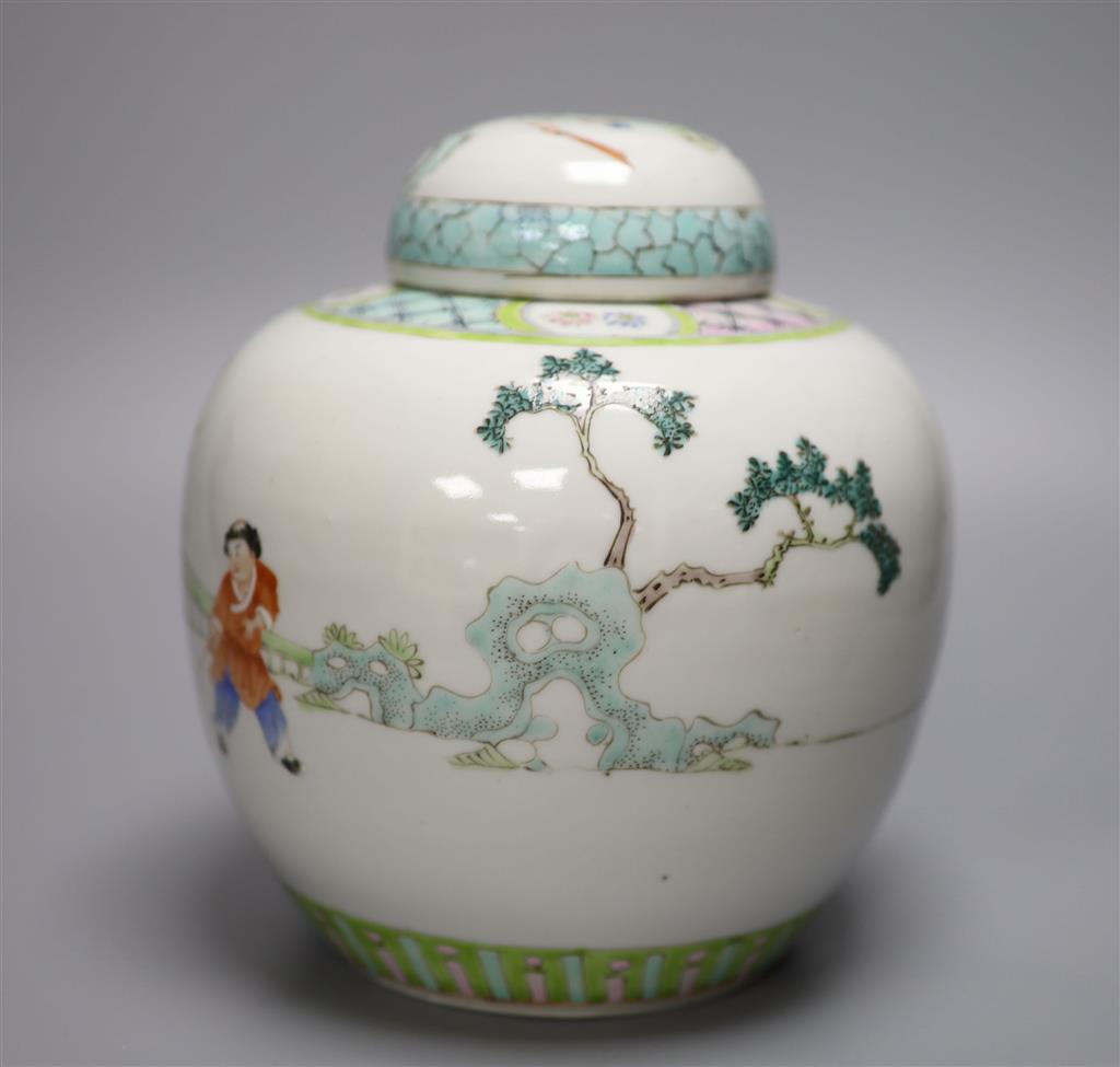 A Chinese famille rose jar and cover, early 20th century, height 19cm